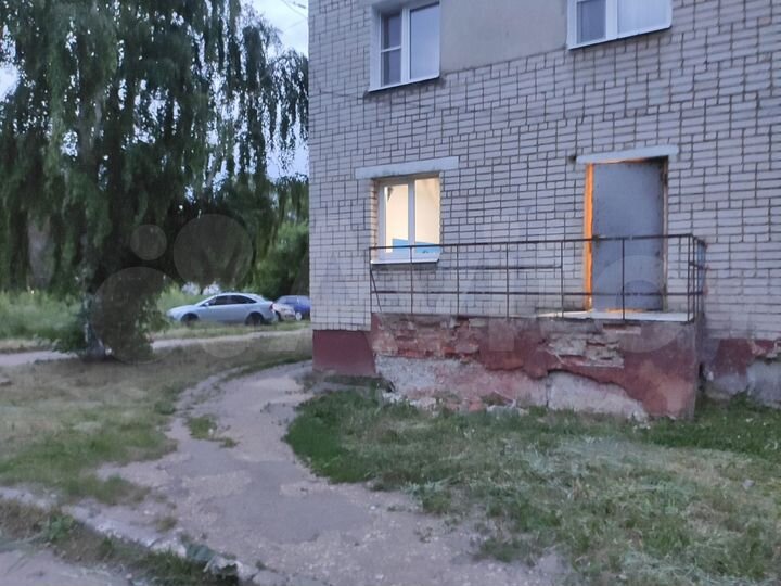 2-к. квартира, 40 м², 1/9 эт.