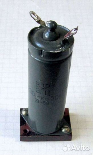 Взр эгц 30В-200 мкф, 68 г.в