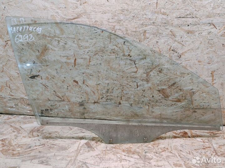 Стекло двери передней правой Chevrolet Lacetti