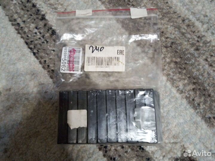 Комплект латодержатклей