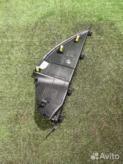 Накладка торпеды передняя правая Chery Tiggo 7 PRO