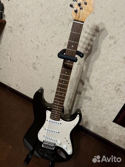 Электрогитара