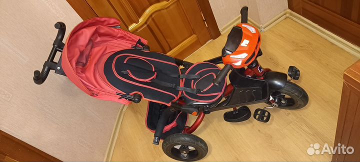 Велосипед трёхколёсный с родительской ручкой