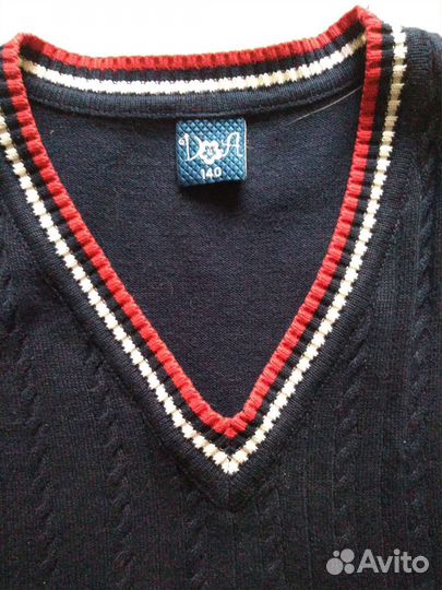 Жилетка для мальчика школьная 140