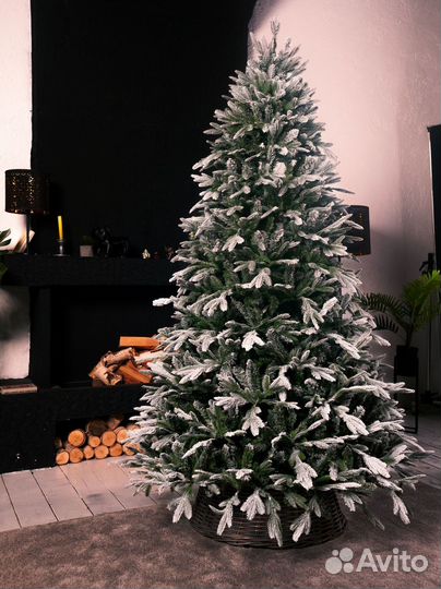 Елка искусственная