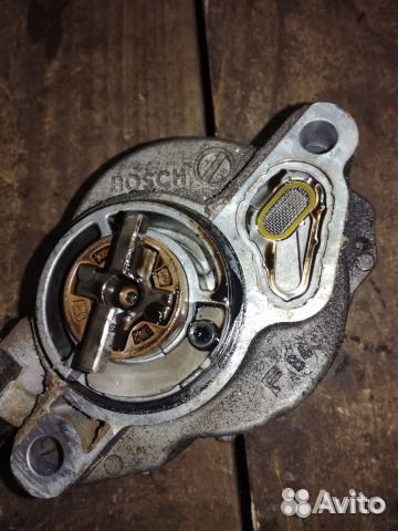 Насос вакуумный Ford Focus 2 1.6 tdci