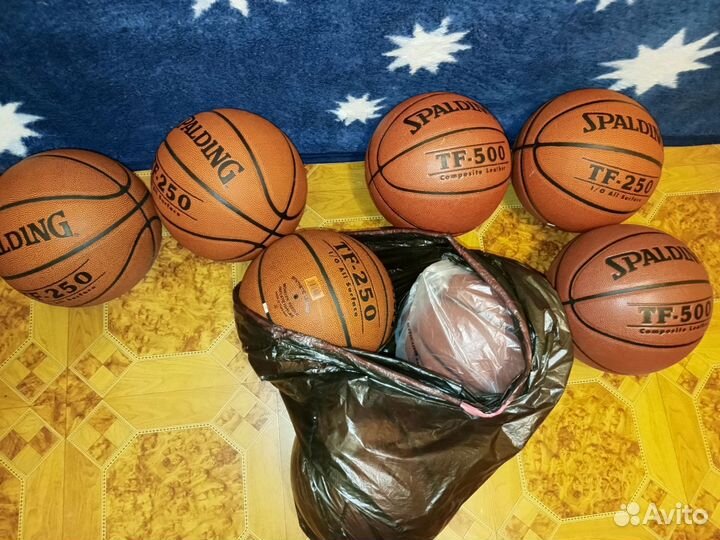 Баскетбольные мячи