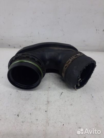 Патрубок интеркулера Opel Insignia хэтчбэк 5 дв