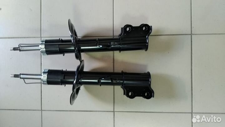 Стойки передние Changan CS35