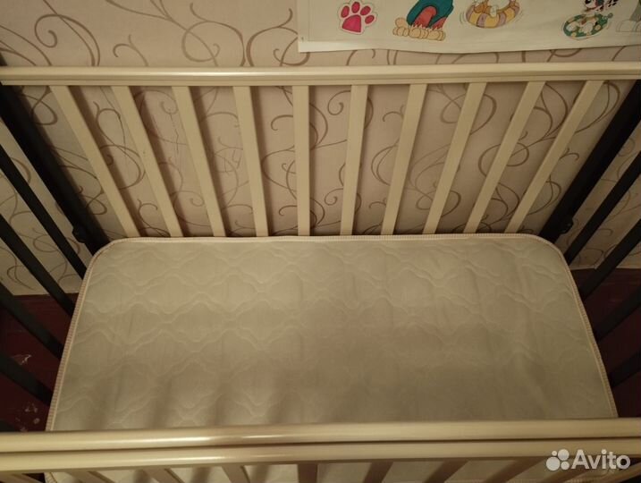 Продам детскую кроватку