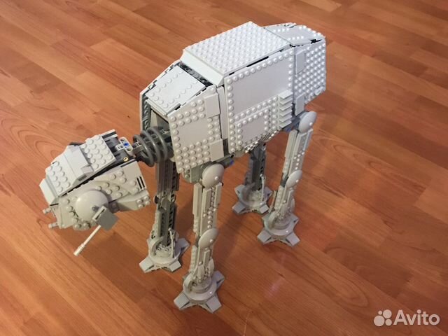 Lego Star Wars (отдаю вместе с фигурками)