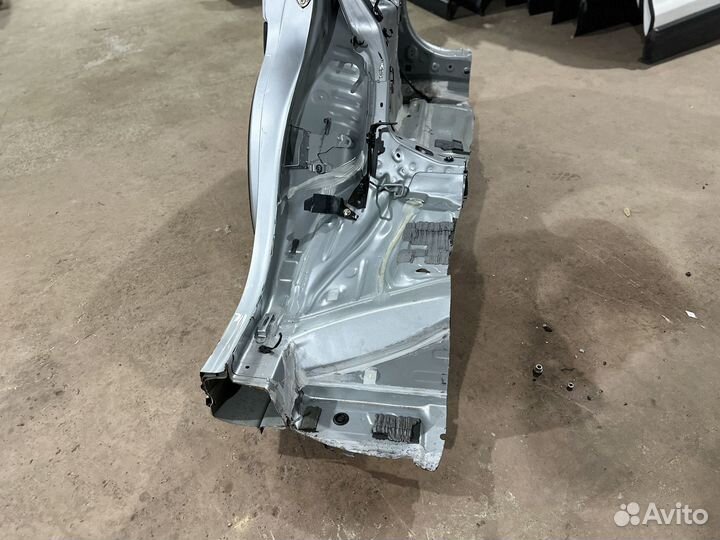 Крыло заднее правое/четверть Mazda cx-30