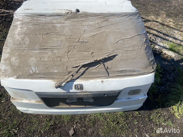 Продам заднюю дверь