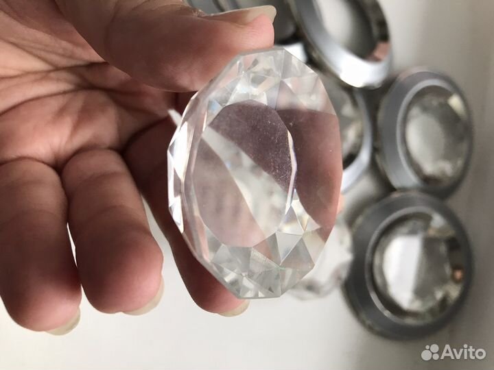 Спот светильник точечный