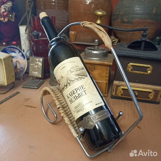 Держатель интерьерный под вино
