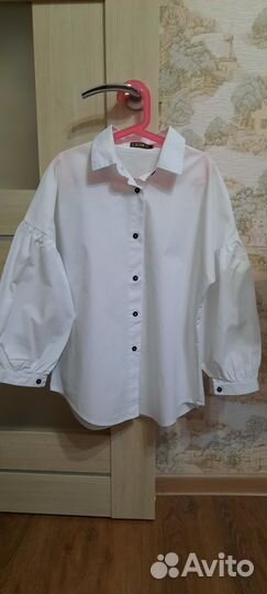 Блузка белая