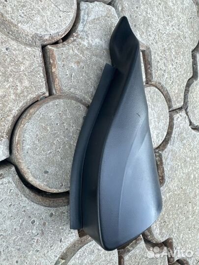 Накладка на зеркало передняя правая Ford Focus 1