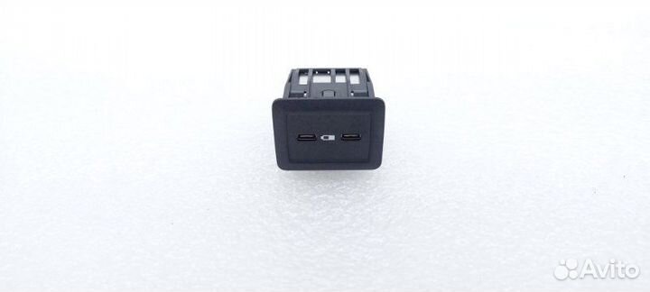 Б/У Адаптер USB Состояние отличное, оригинал