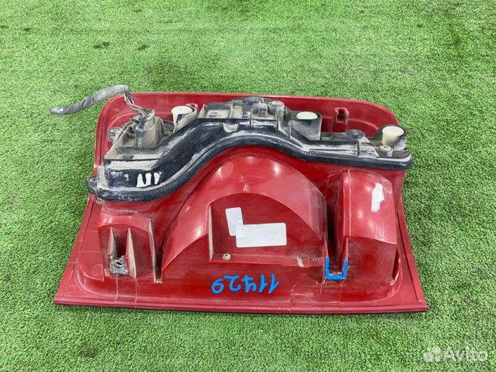 Стоп-сигнал задний правый Volkswagen Amarok 2H