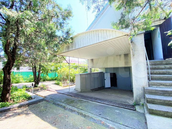 Коттедж 295 м² на участке 7,3 сот.