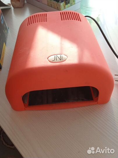 Лампа для ногтей