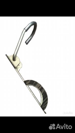 Крепление для настенного хранения велосипеда