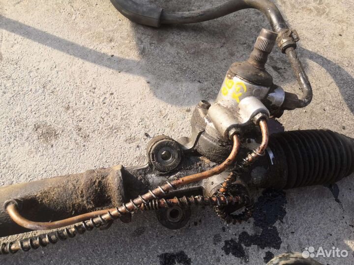 Рулевая рейка Toyota mark 90 100