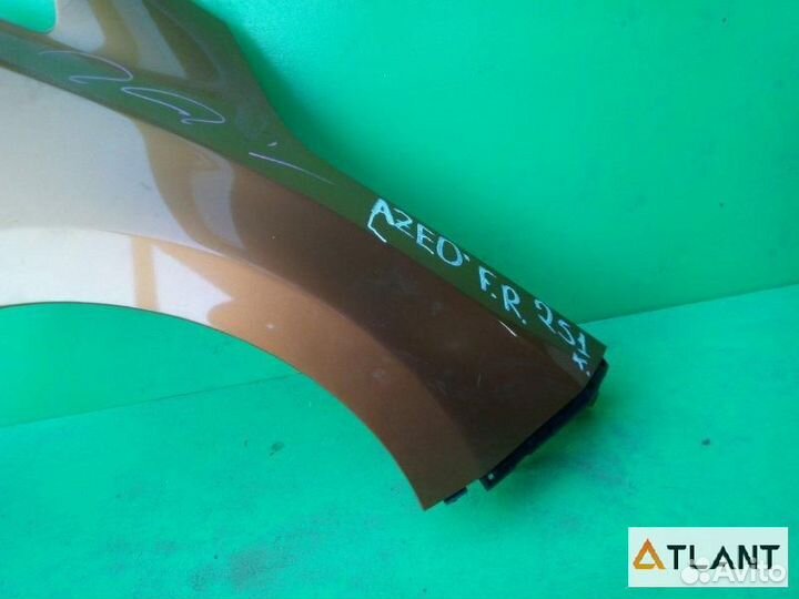 Крыло переднее правое nissan leaf