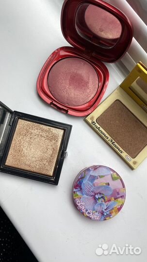 Givenchy хайлайтер, румяна kiko, бронзер