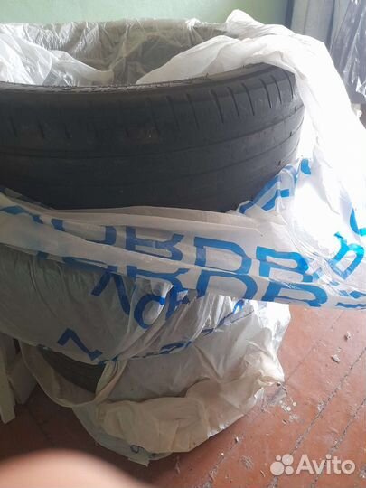 Acustica Challenger 23.5/4.5 R18