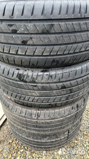 Bridgestone Alenza 001 245/50 R19