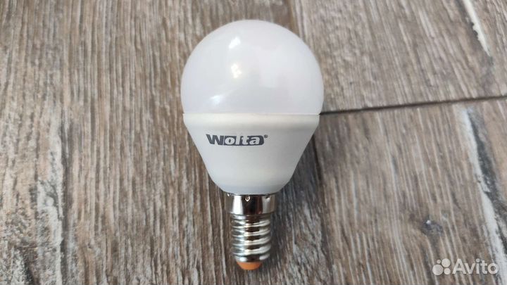 Лампа энергосберегающая теплый свет цоколь е14