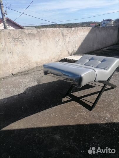 Анатомическая кушетка в экокоже