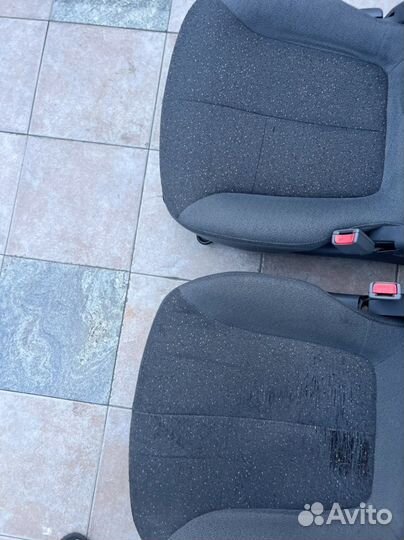 Сиденья hyundai accent акцент передние