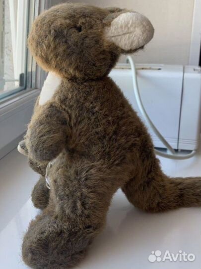 Кенгуру игрушка