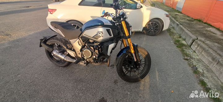 CLX 700 Haritage