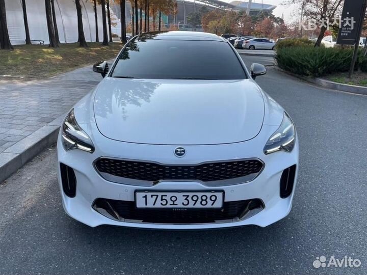 Kia Stinger 2.5 AT, 2022, 15 000 км