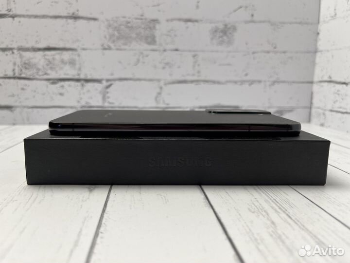 Samsung Galaxy S22+, 8/128 ГБ