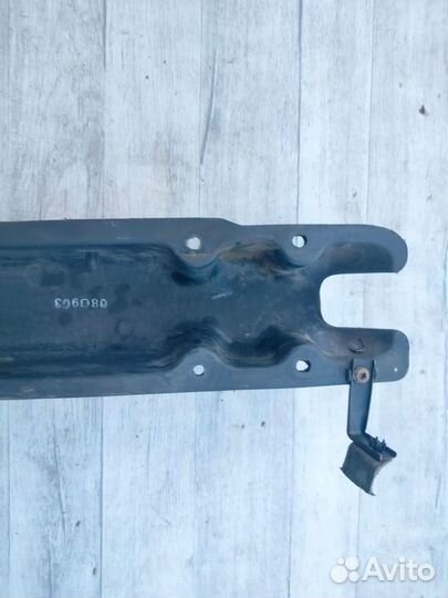 Усилитель бампера передний Chevrolet Lacetti 2007