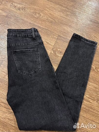 Джинсы мом новые