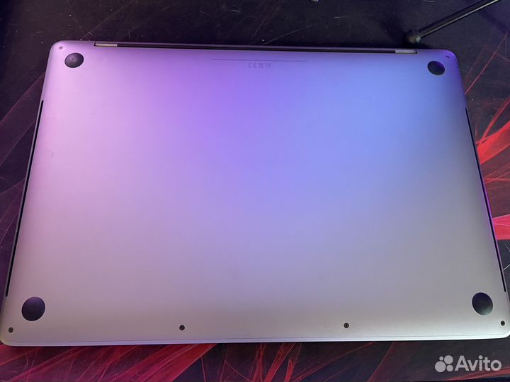 Apple MacBook Pro 2017 ssd 500 16gb