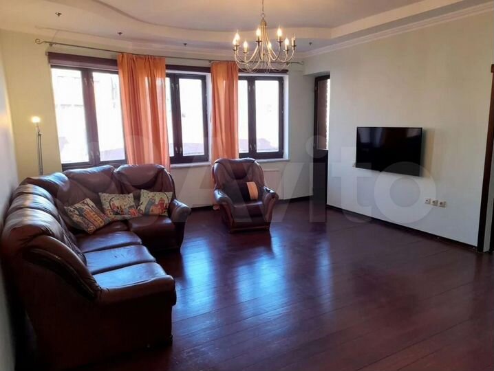 2-к. квартира, 80 м², 3/4 эт.