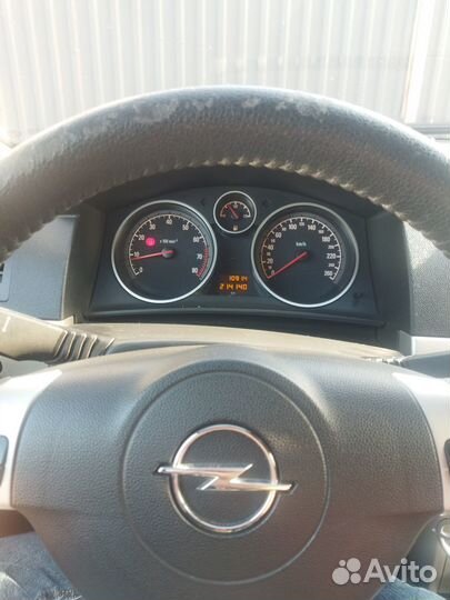 Opel Astra 1.8 МТ, 2008, 214 000 км