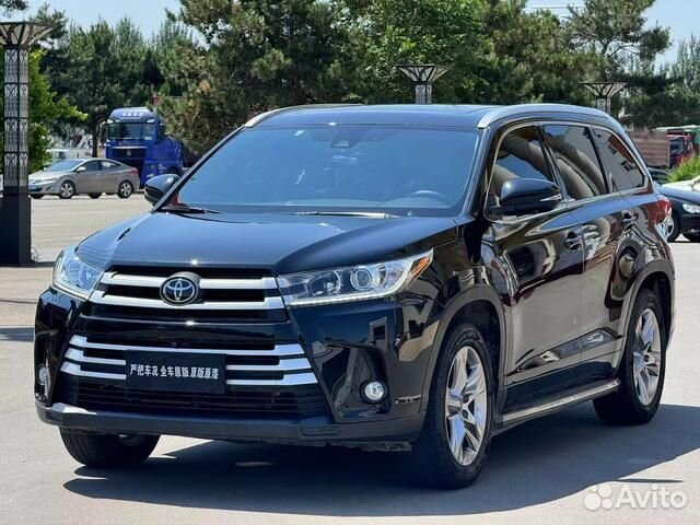 Toyota Highlander 2.0 AT, 2021, 31 000 км