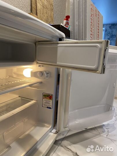 Холодильник indesit