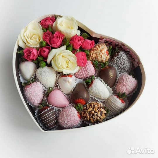 Клубника в шоколаде в сердце