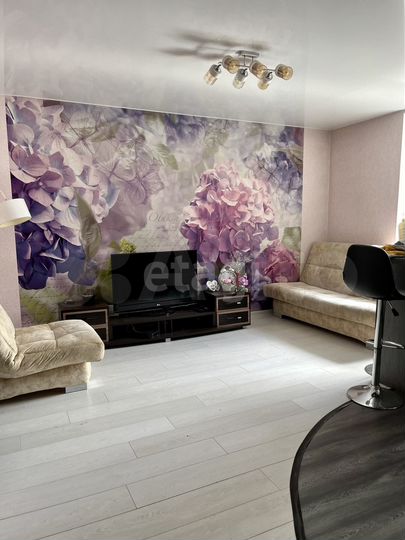 3-к. квартира, 57,4 м², 1/2 эт.