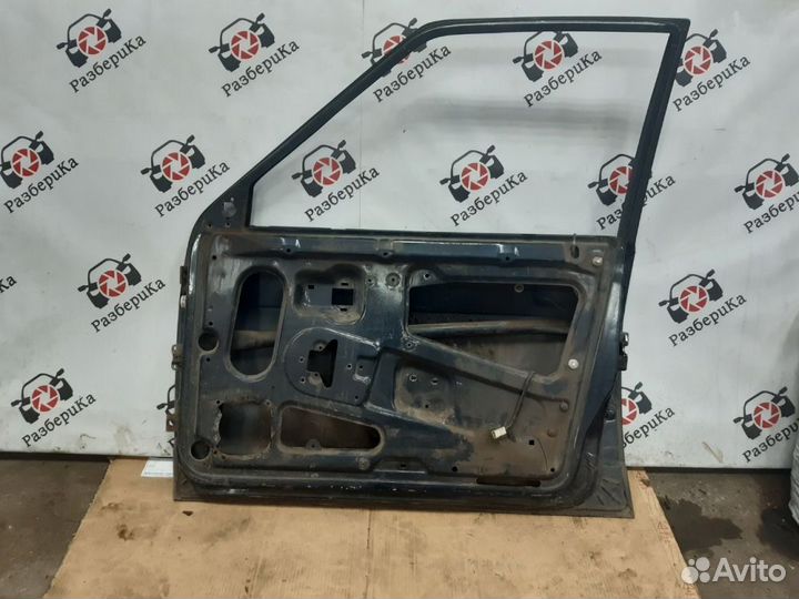 Передняя правая дверь ваз 2114