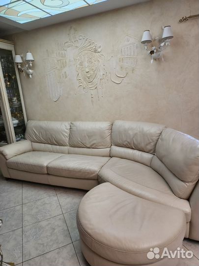 Кожаный диван Natuzzi