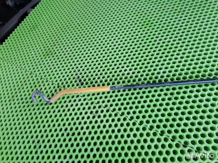 Упор капота Опель корса Ц